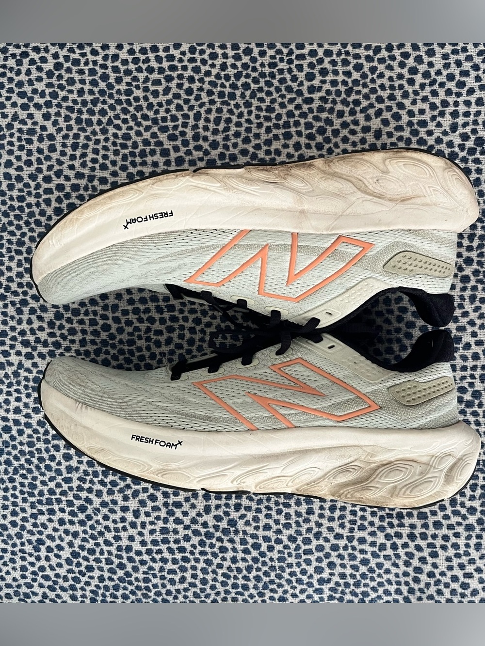 9D/WIDE! Women’s New Balance 1080 v13 natural mint, copper and black